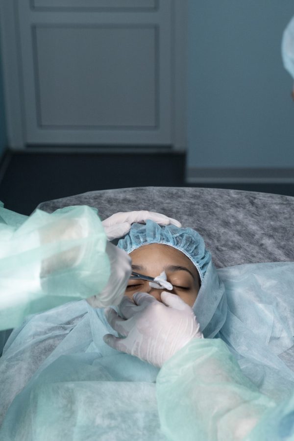 eye surgery3